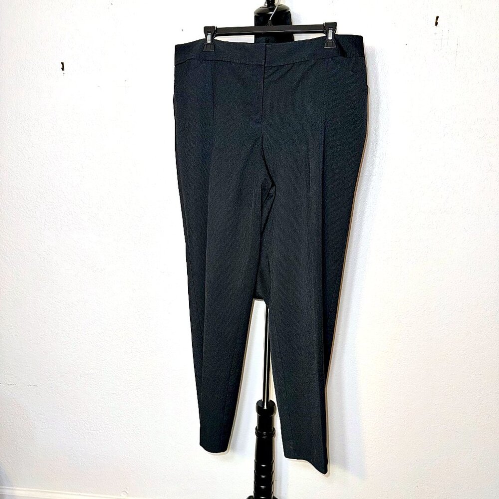 Worthington Grey/Black Lightly Striped Modern Fit Dress Pants Size 16 Petite